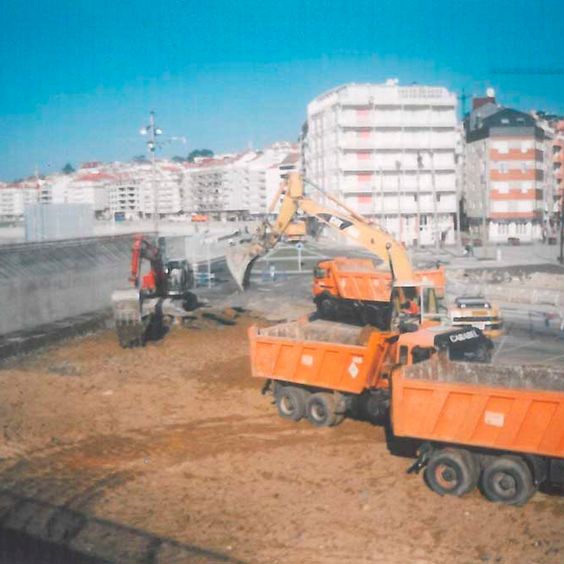 Excavaciones y Construcciones Carabel S.L. construcción de aparcamento