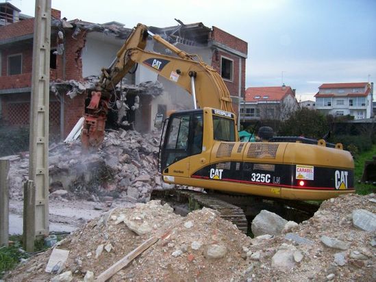 Excavaciones y Construcciones Carabel S.L. demolición
